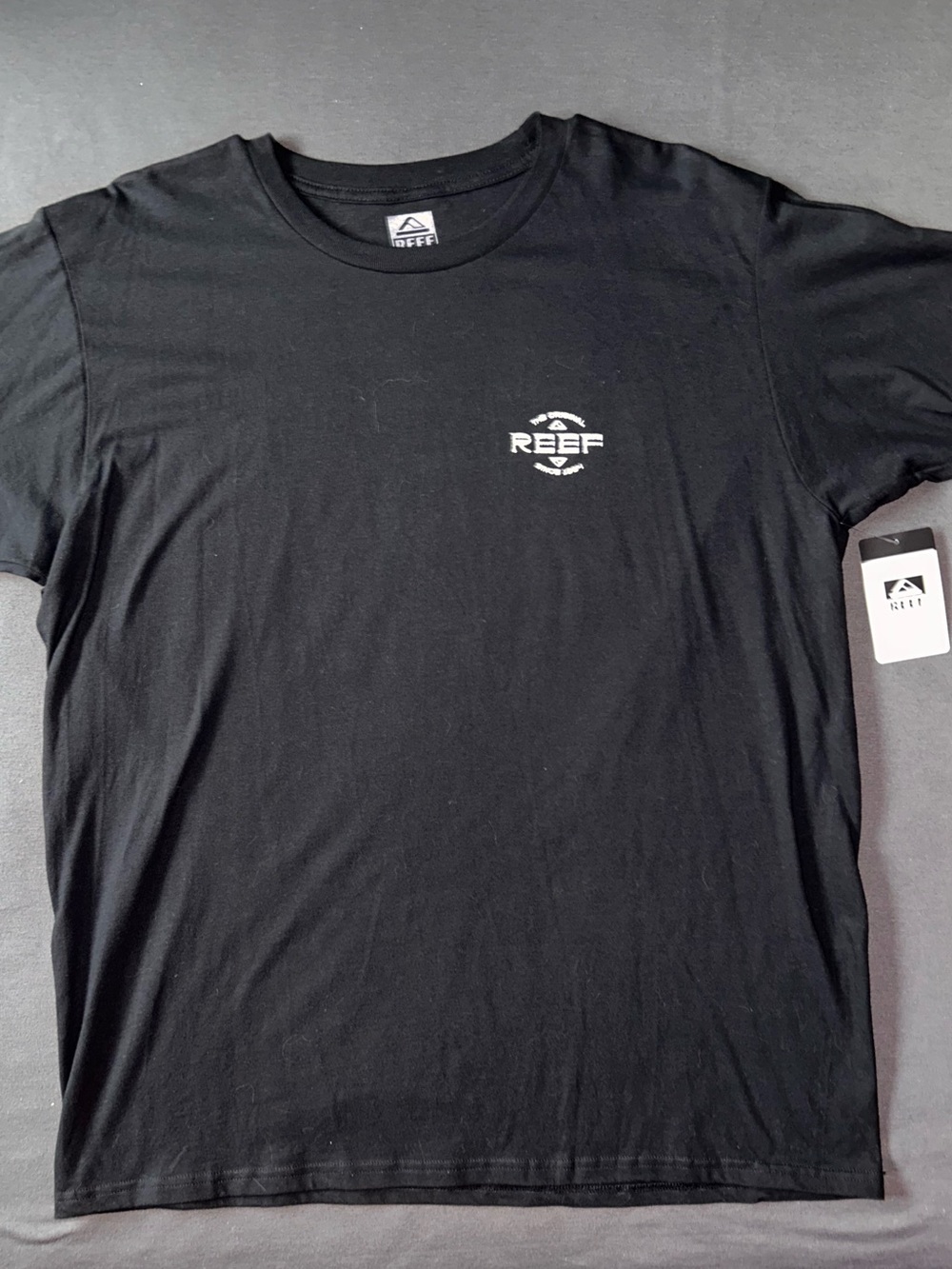 NWT Men’s Reef Tee